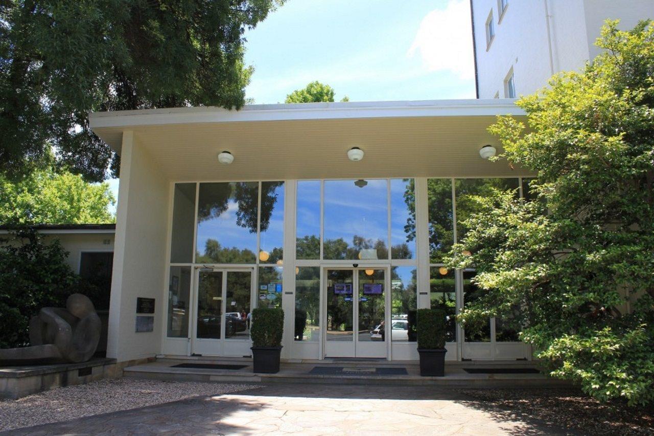 University House - Anu Canberra Exterior photo